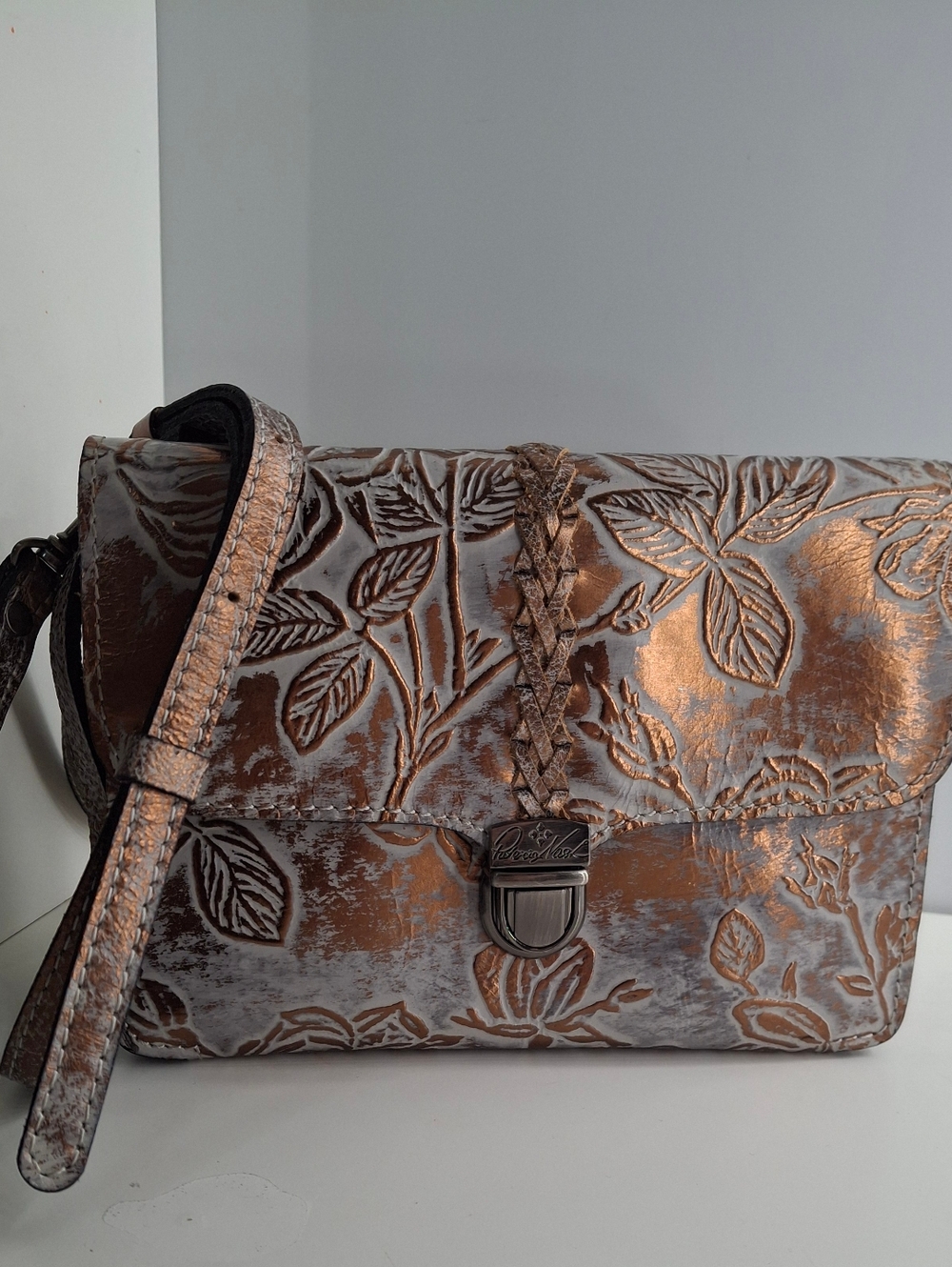Patricia Nash Laurentina Floral Tooled Crossbody Bag in Metallic Bronze NWOT